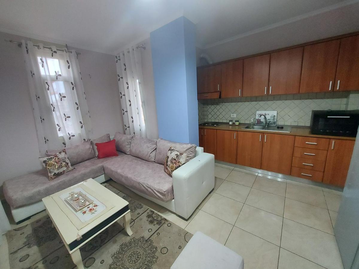 Bral Apartment 3 Durrës Buitenkant foto